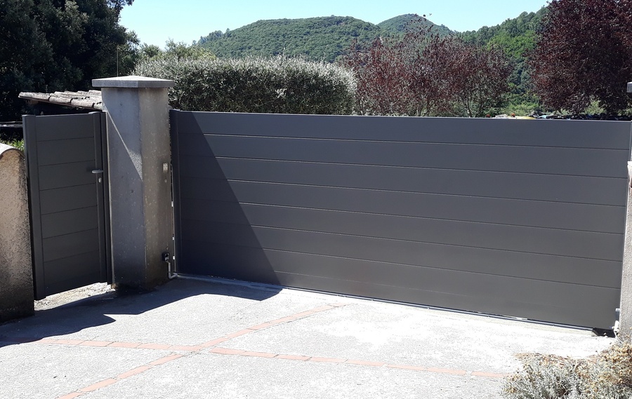 Nos modèles de portails ALU à Nevers